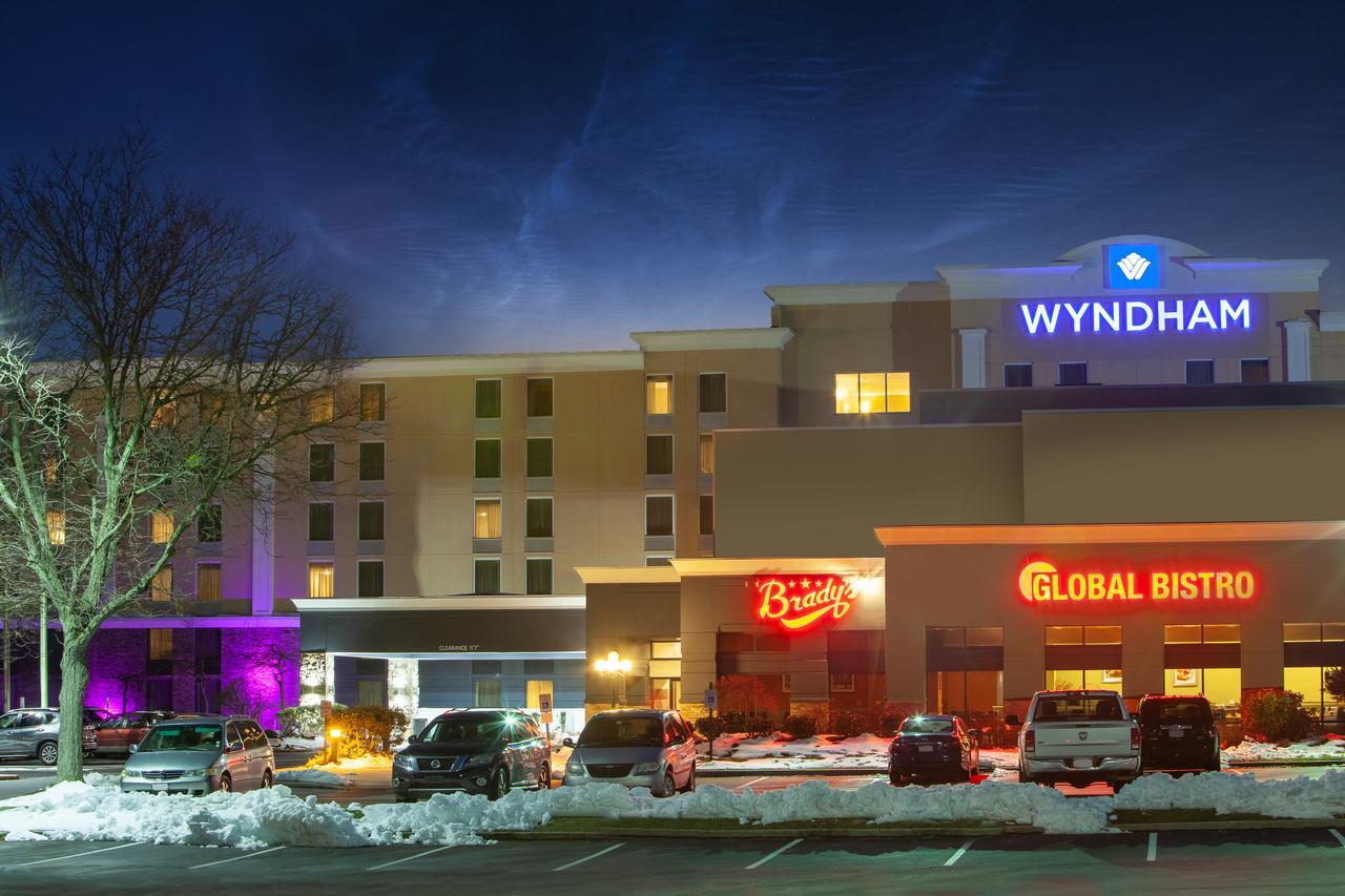 Wyndham Philadelphia-Bucks County Hotel Feasterville-Trevose Exterior photo